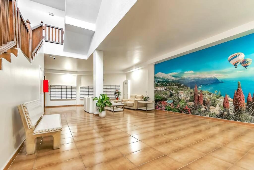 Modern Apartment In Parque Royal I, Playa Fanabe Costa Adeje  ภายนอก รูปภาพ