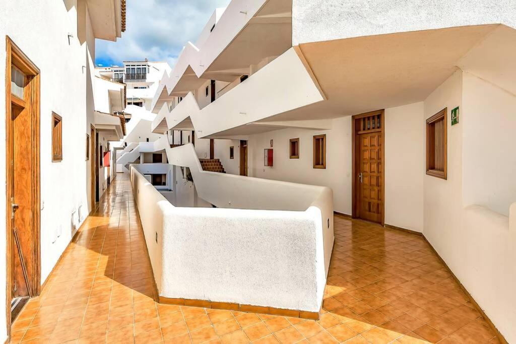 Modern Apartment In Parque Royal I, Playa Fanabe Costa Adeje  ภายนอก รูปภาพ