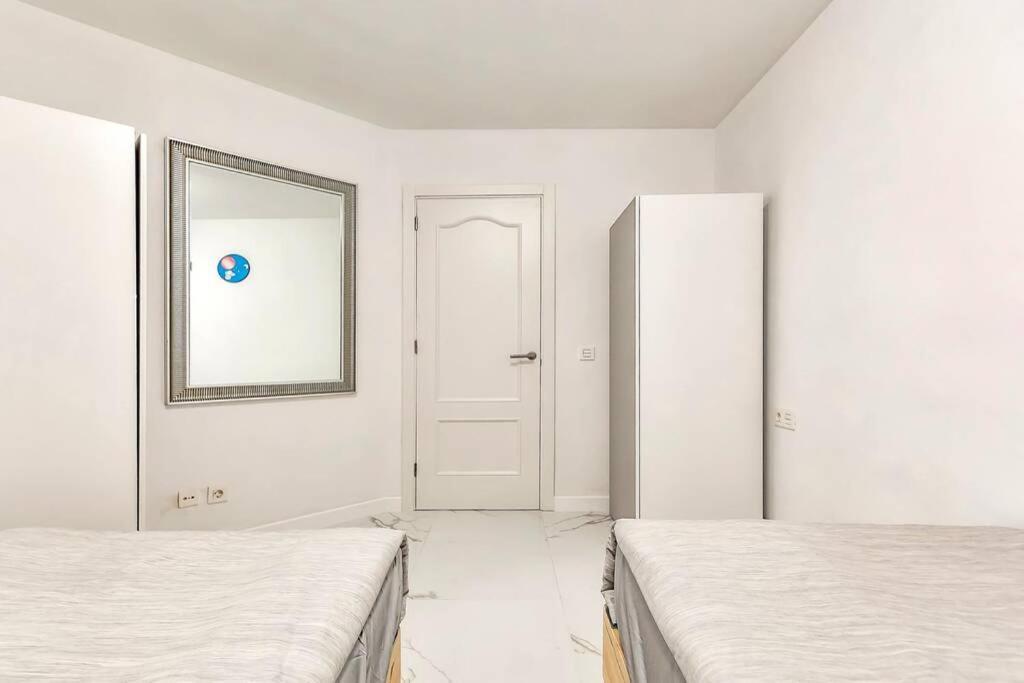 Modern Apartment In Parque Royal I, Playa Fanabe Costa Adeje  ภายนอก รูปภาพ